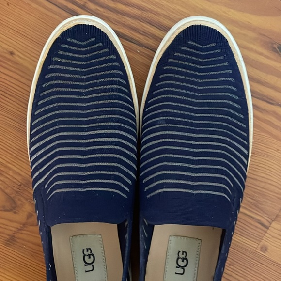 Ugg loafers sneaker excellent condition - Picture 6 of 8